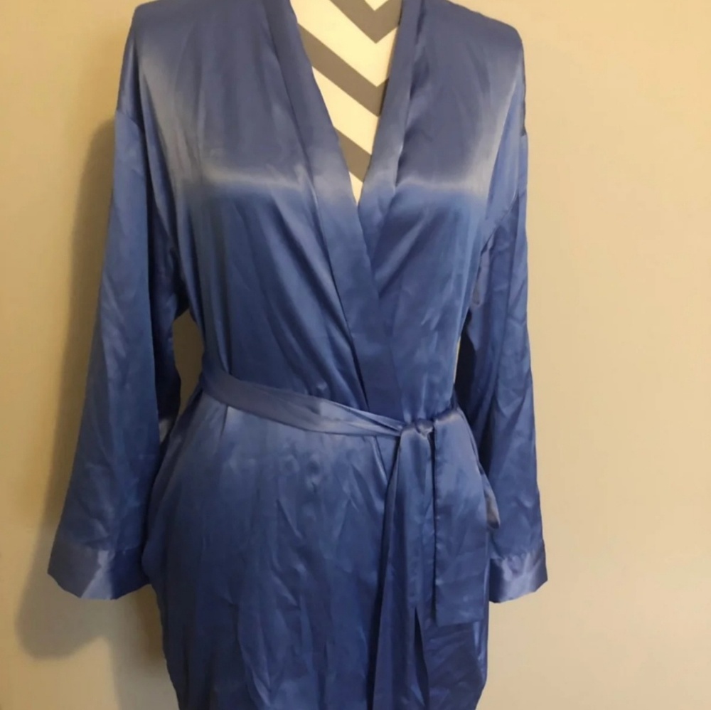 Blue/Dusty Purple Victoria Secret Robe - Picture 3 of 4